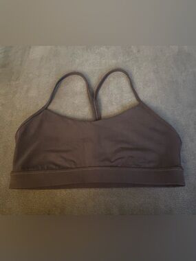lululemon athletica Flow Y Bra Nulu - Lighy Support - A-C Cup
